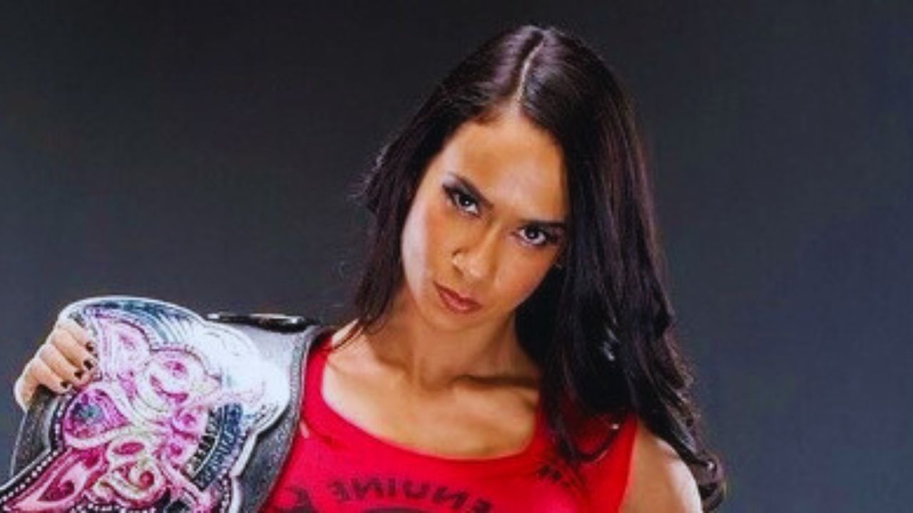 AJ Lee's Surprising Support for Roxanne Perez Sparks CM Punk Feud!