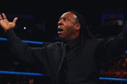 Booker T Criticizes MVP's Public Remarks on Hurt Business Dispute with Triple H