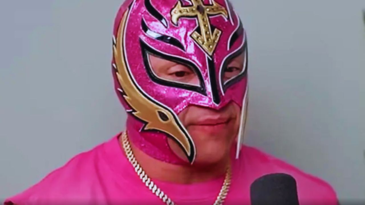 Rey Mysterio Talks About Logan Paul's Role at WWE Crown Jewel 2023