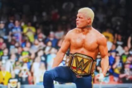 Bloodline Rules: Roman Reigns' Stunning Comeback and Cody Rhodes' Epic Victory!